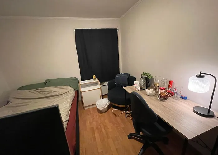 Camping Cozy Single Bedroom *
